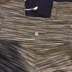 Gray Lululemon aligns